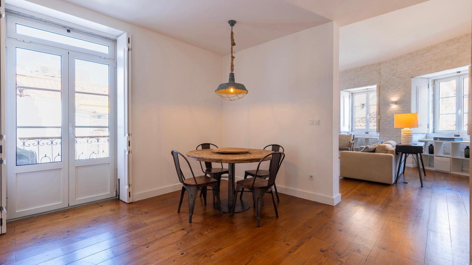 Charming 3Bdr Duplex In City Center By Lovelystay Lisboa Extérieur photo
