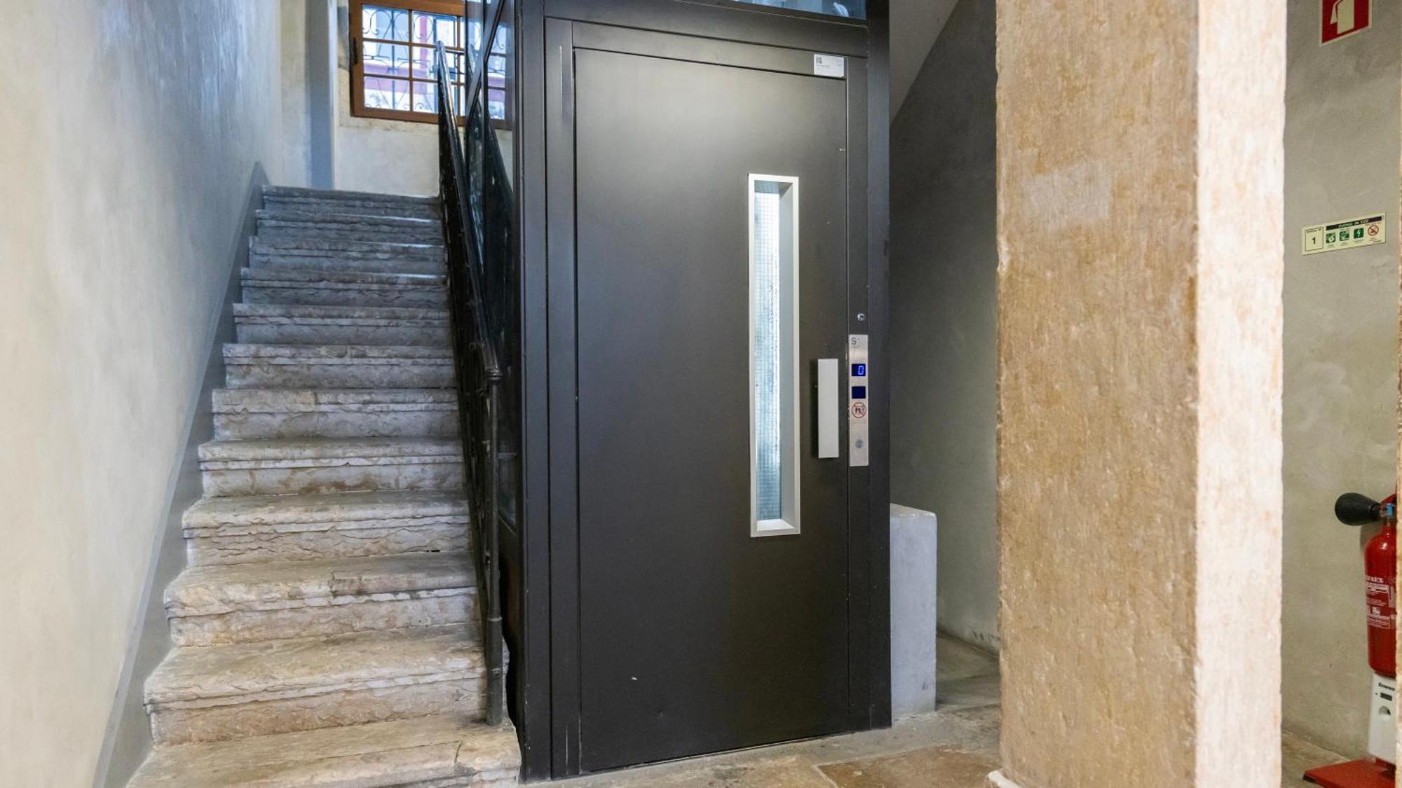 Charming 3Bdr Duplex In City Center By Lovelystay Lisboa Extérieur photo