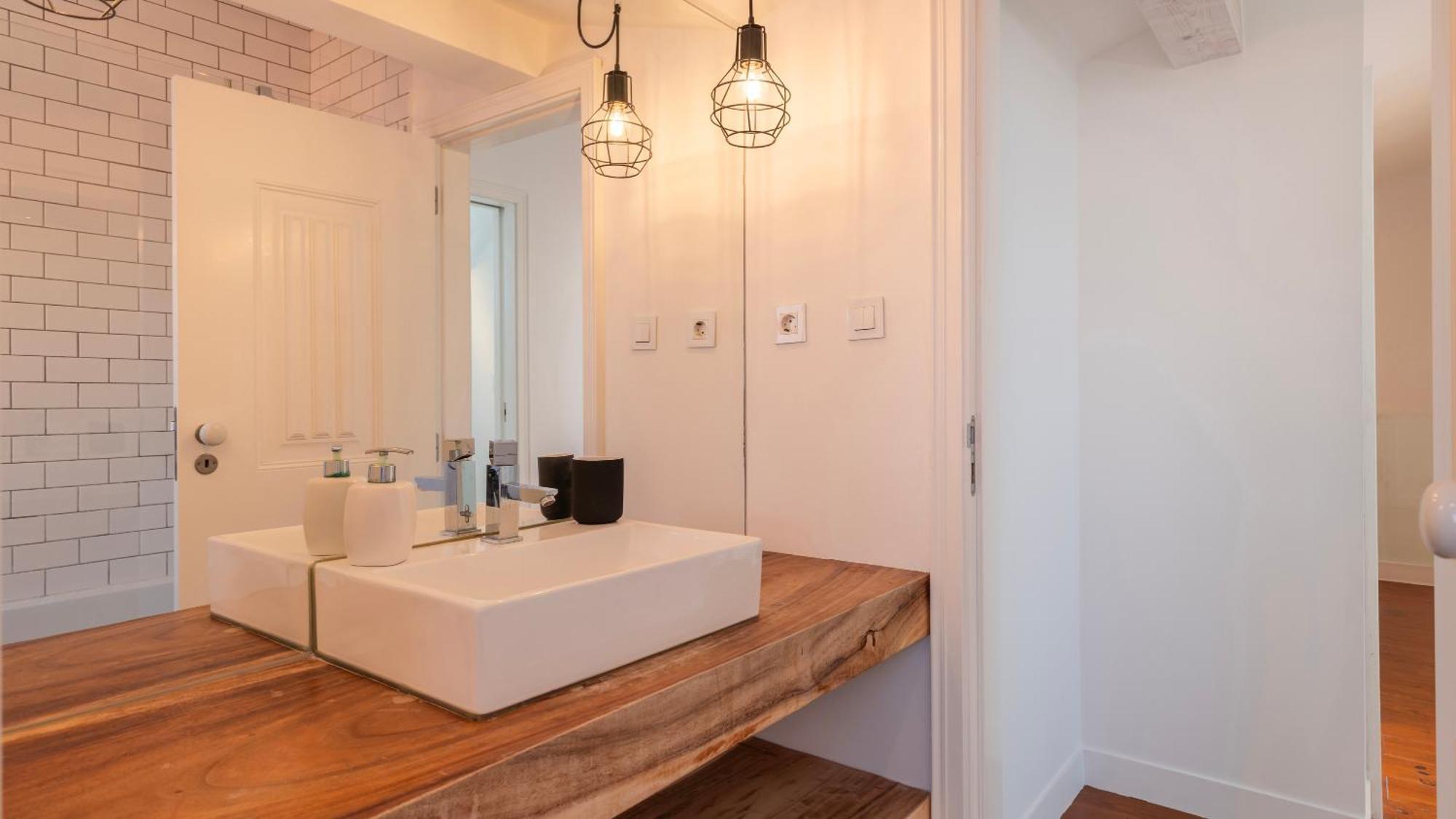 Charming 3Bdr Duplex In City Center By Lovelystay Lisboa Extérieur photo