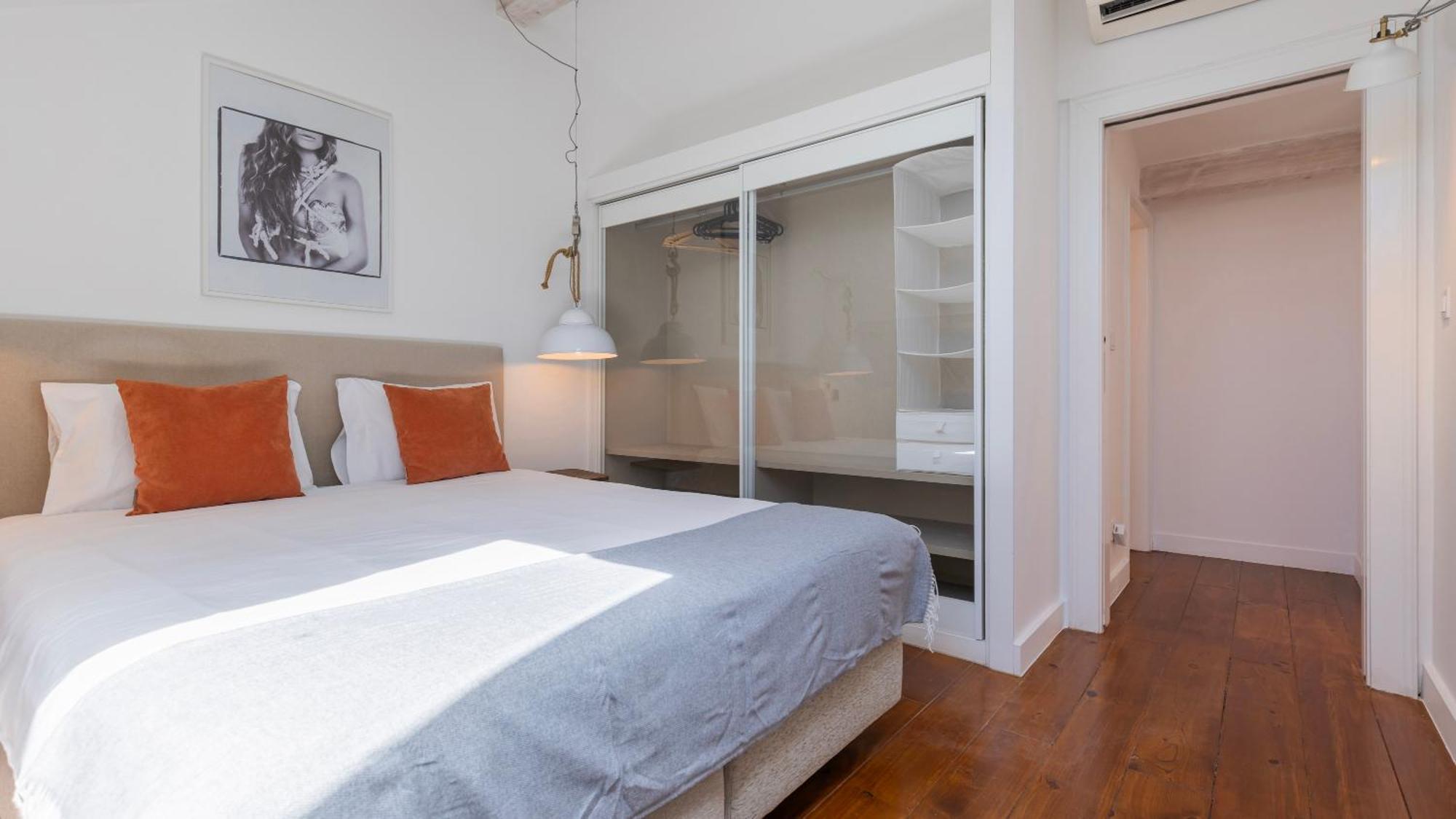 Charming 3Bdr Duplex In City Center By Lovelystay Lisboa Extérieur photo
